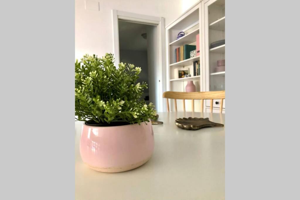 Beautiful And Renovated Apartment In The Center Valência Exterior foto