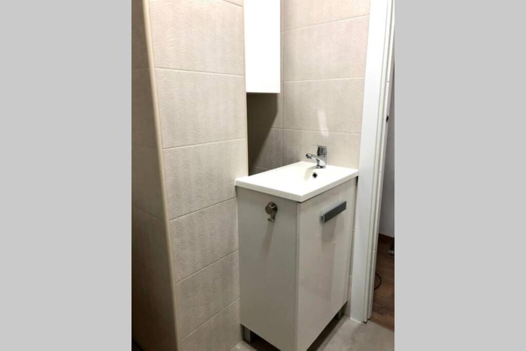 Beautiful And Renovated Apartment In The Center Valência Exterior foto