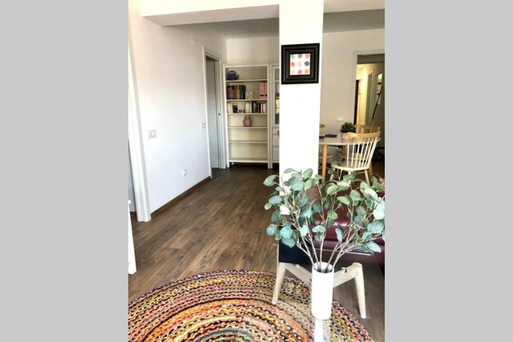 Beautiful And Renovated Apartment In The Center Valência Exterior foto